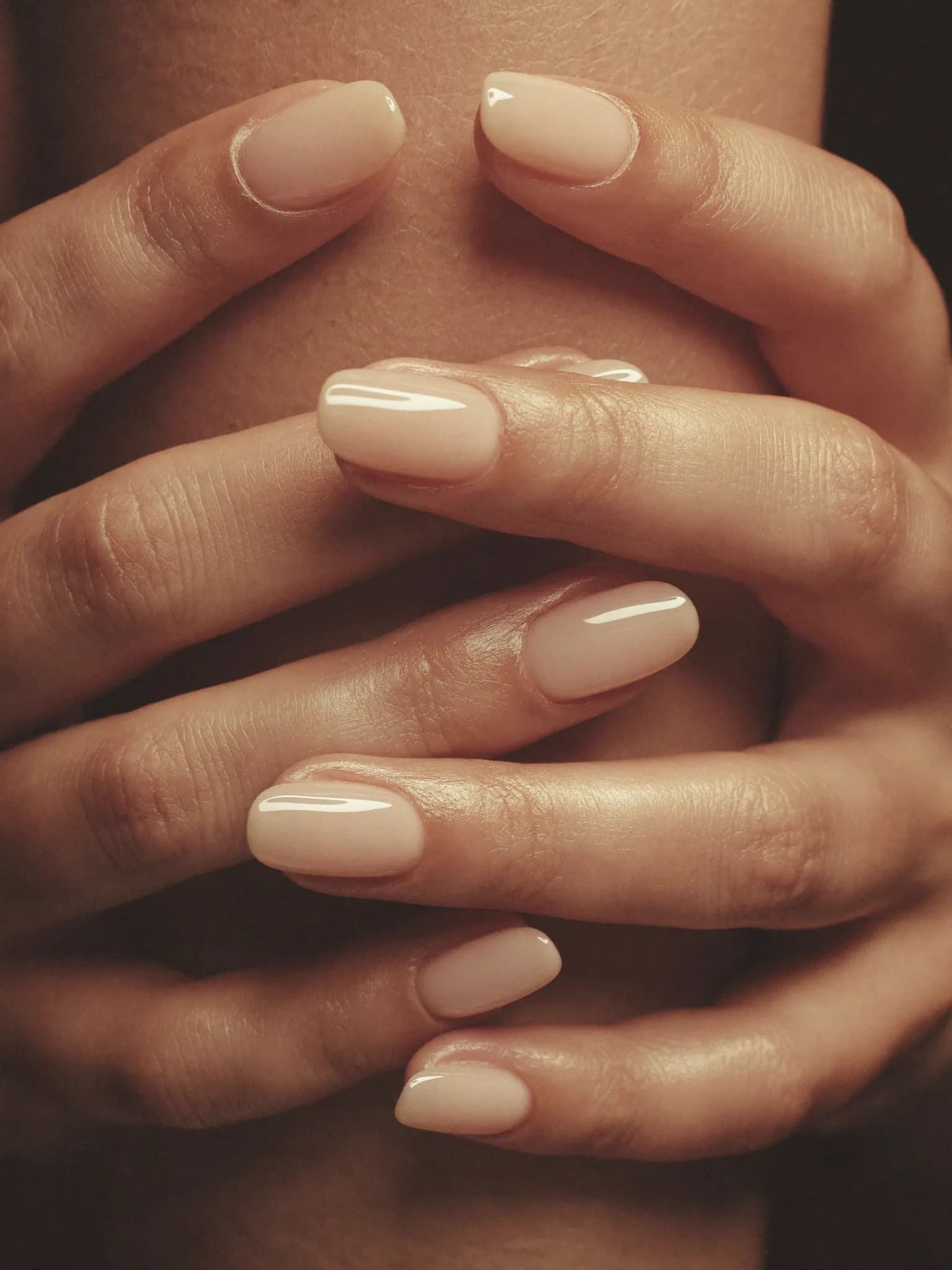 Manicure semipermanente curata